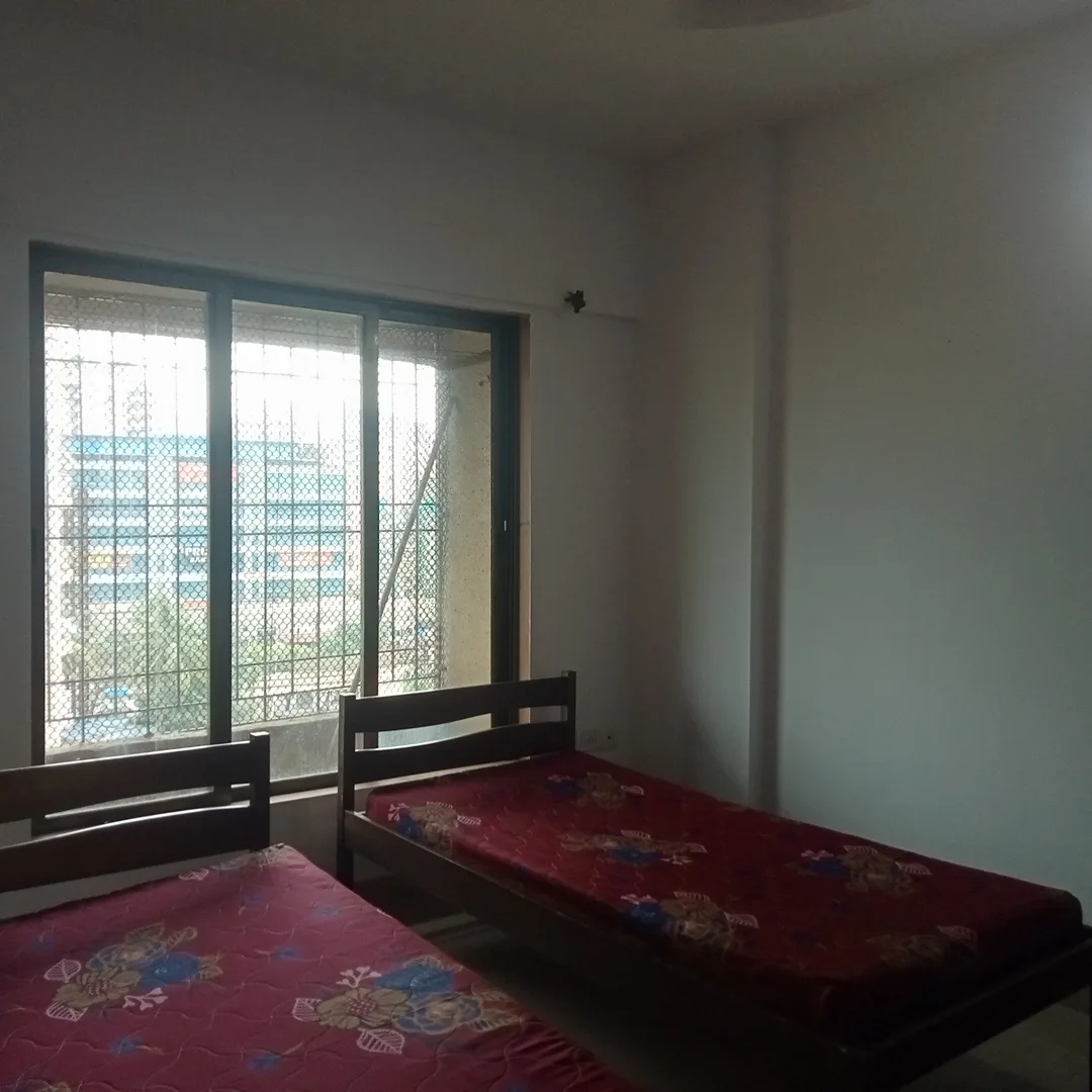 Double Sharing PG in 2 BHK for rent in Kasarvadavali, Thane