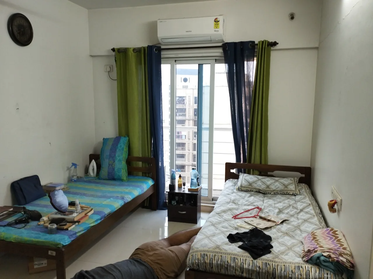 Double Sharing PG in 3 BHK for rent in Kavesar, Thane